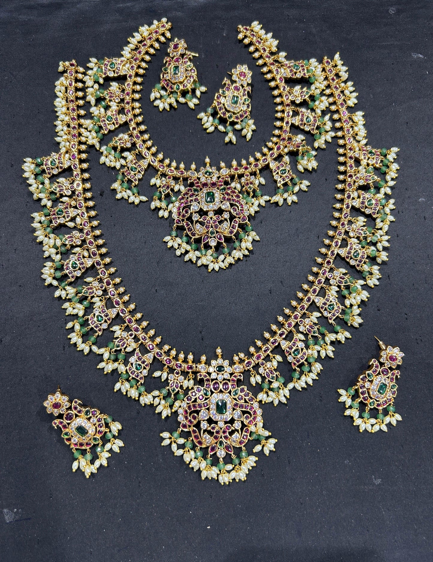 Guttu Pasulu Design with Kempu Stones Bridal Combo Set