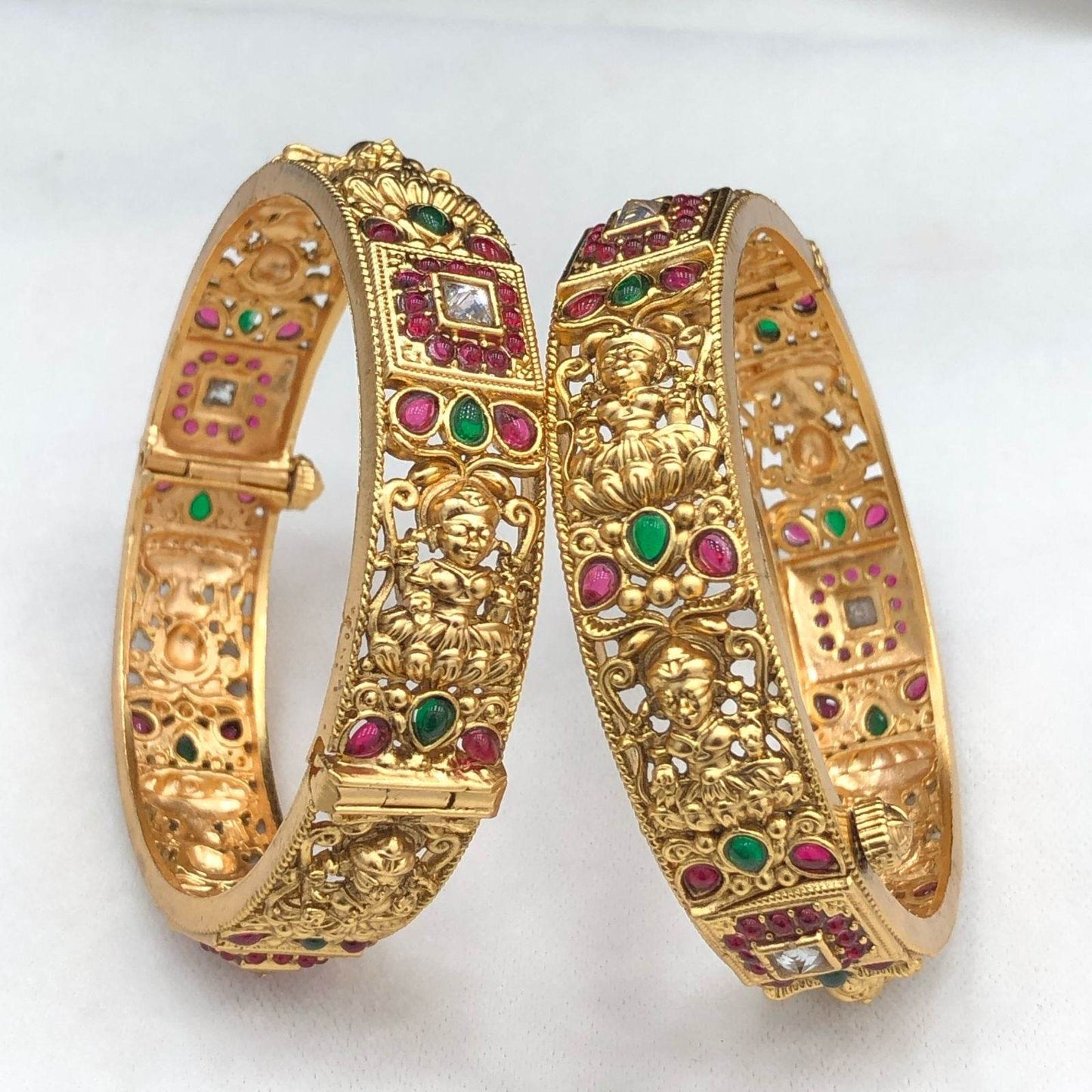 Premium Matt with Kempu Stones Bangles - Nakshatra Jewels