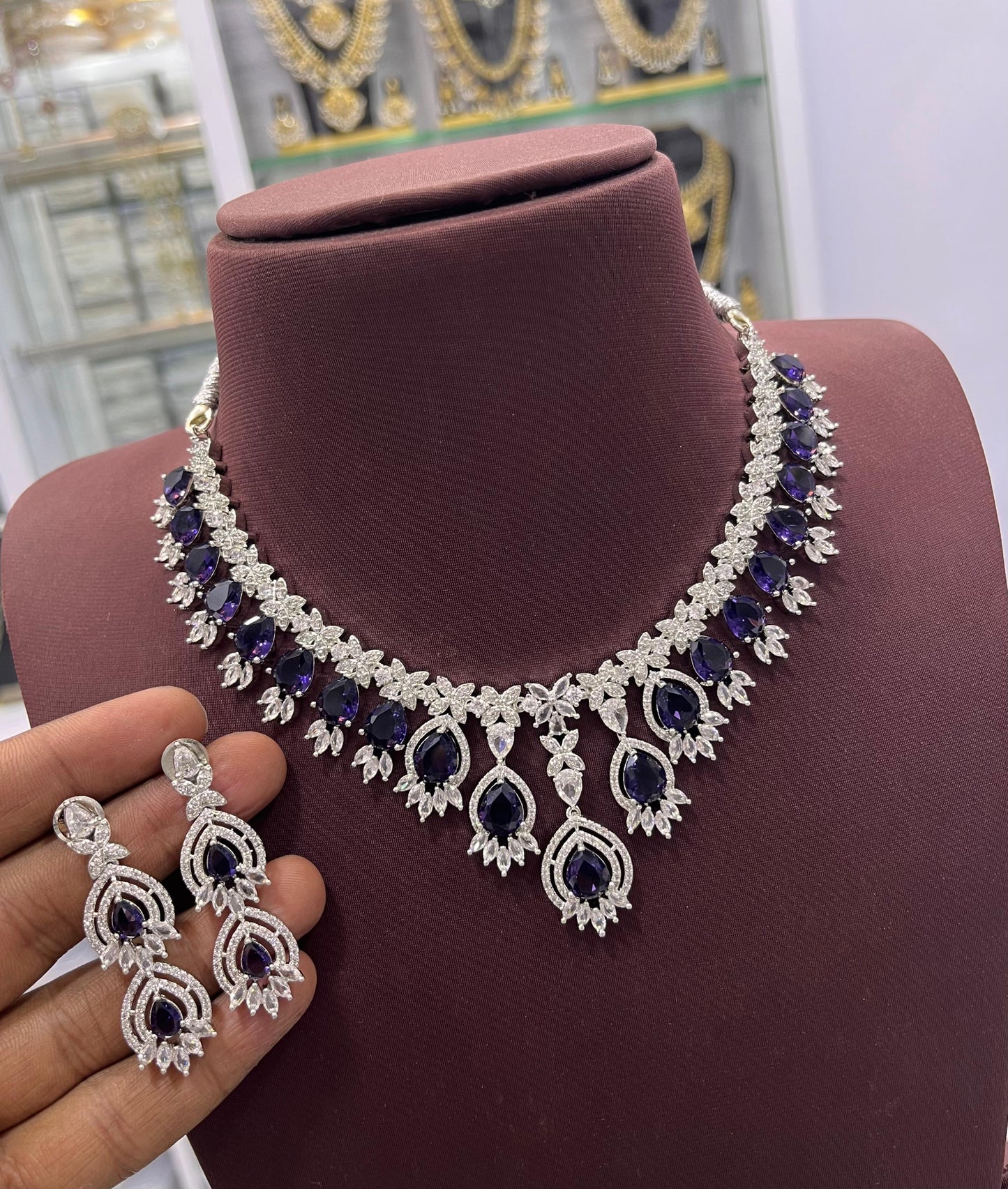 AD Stones Necklace (Silver Polish)