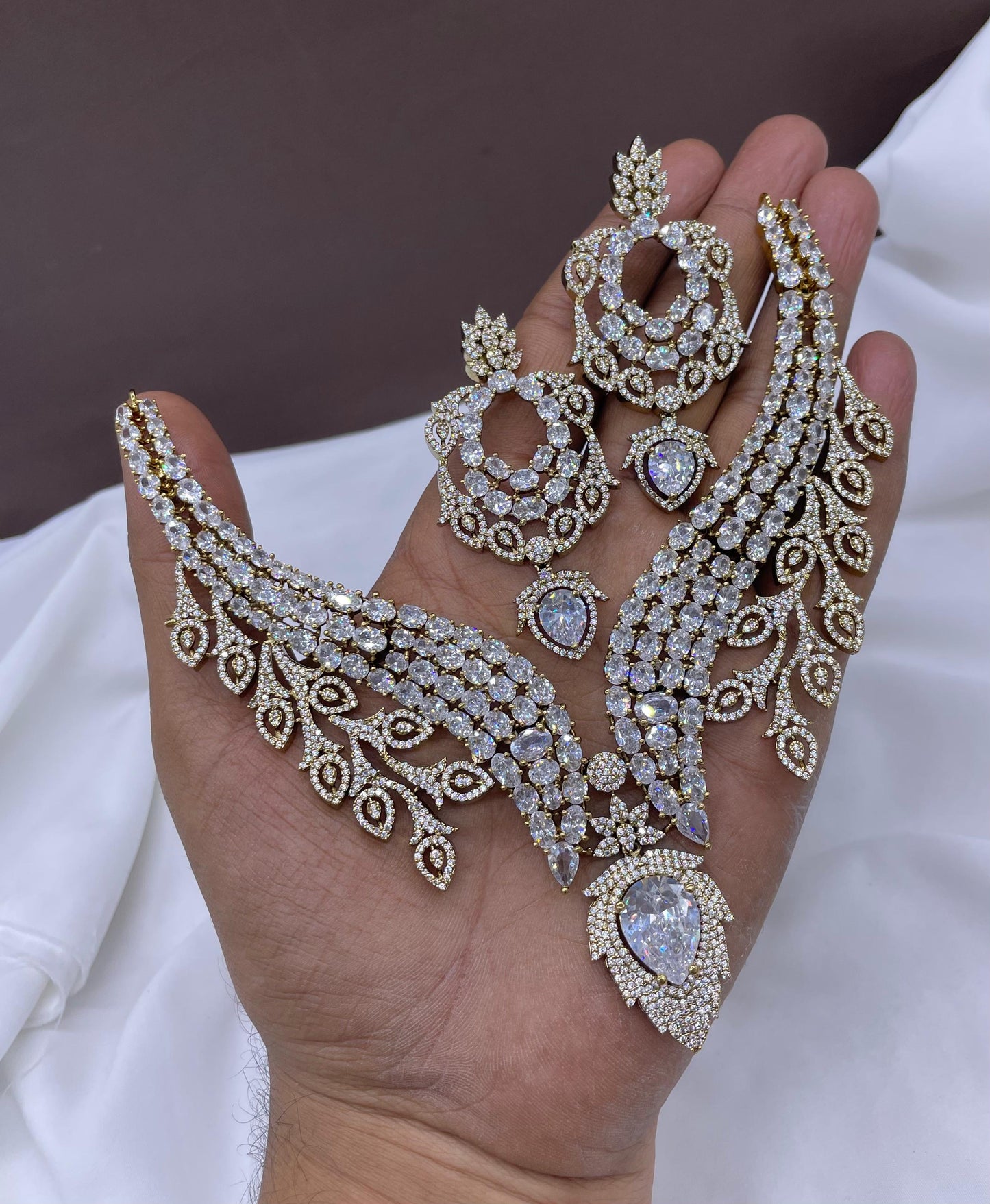 Victorian Polish AD Stones Bridal Neck Set