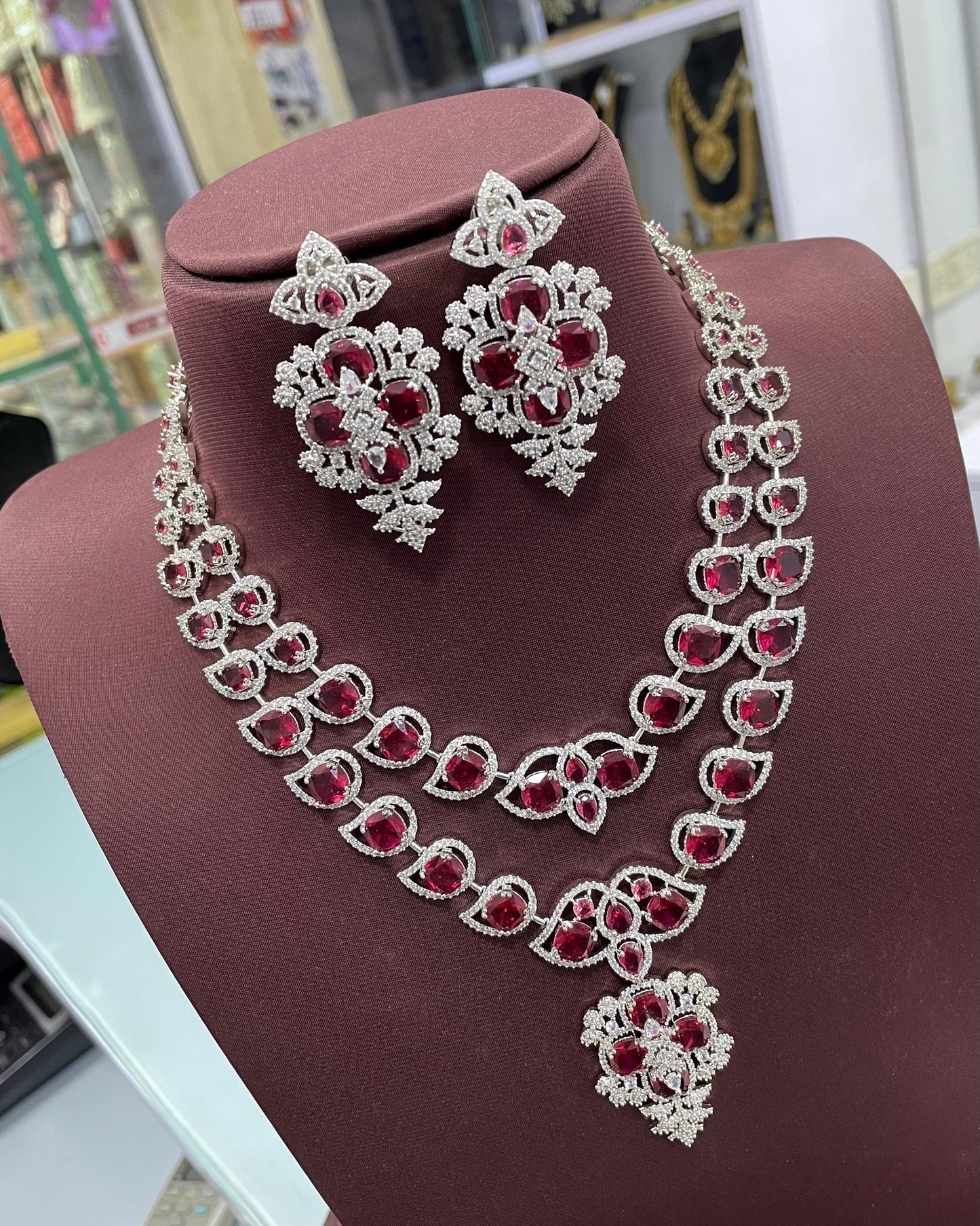 Victorian Polish AD Stones Necklace