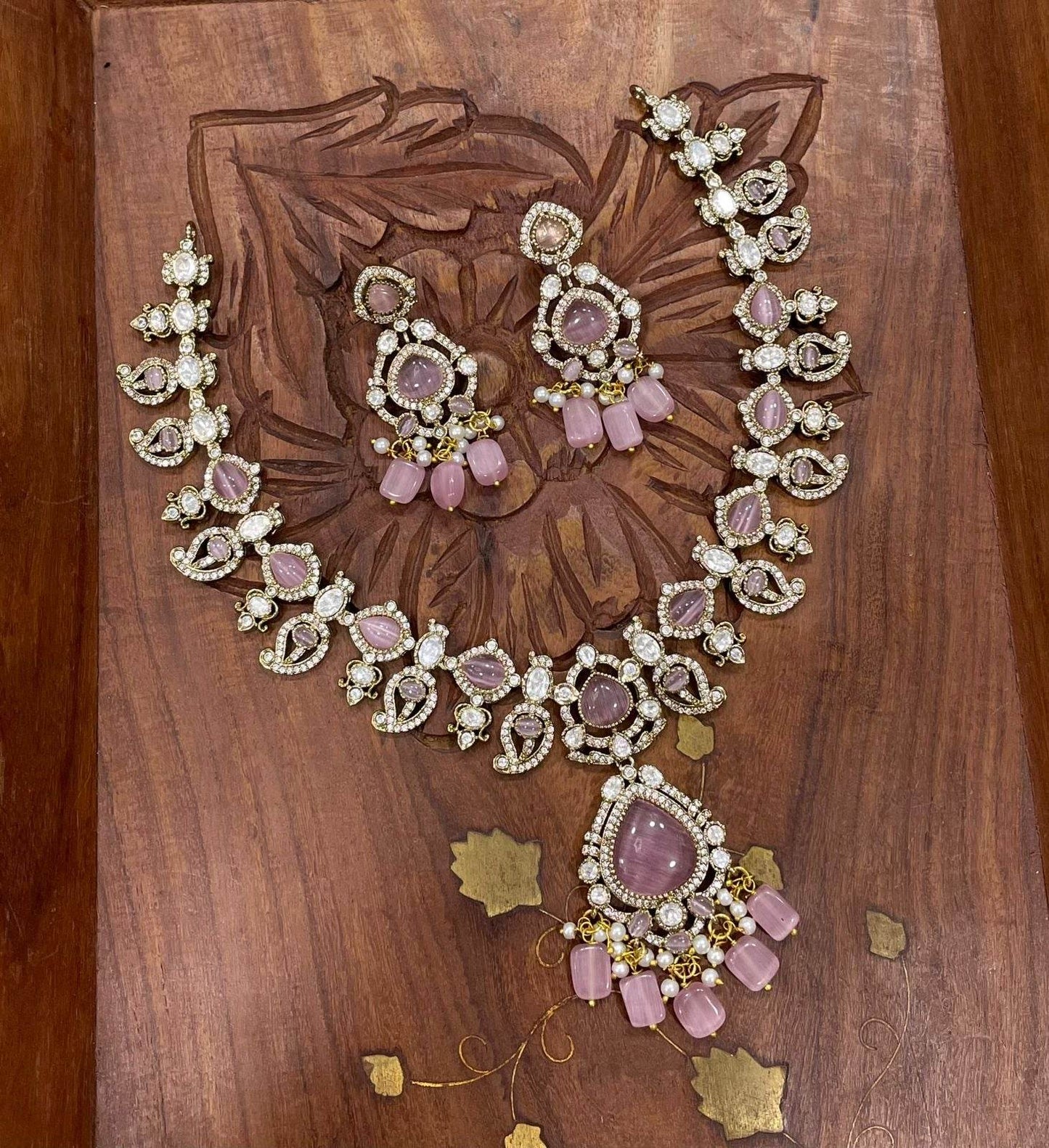 Victorian Polish with Moissanite Stones Necklace - Nakshatra Jewels