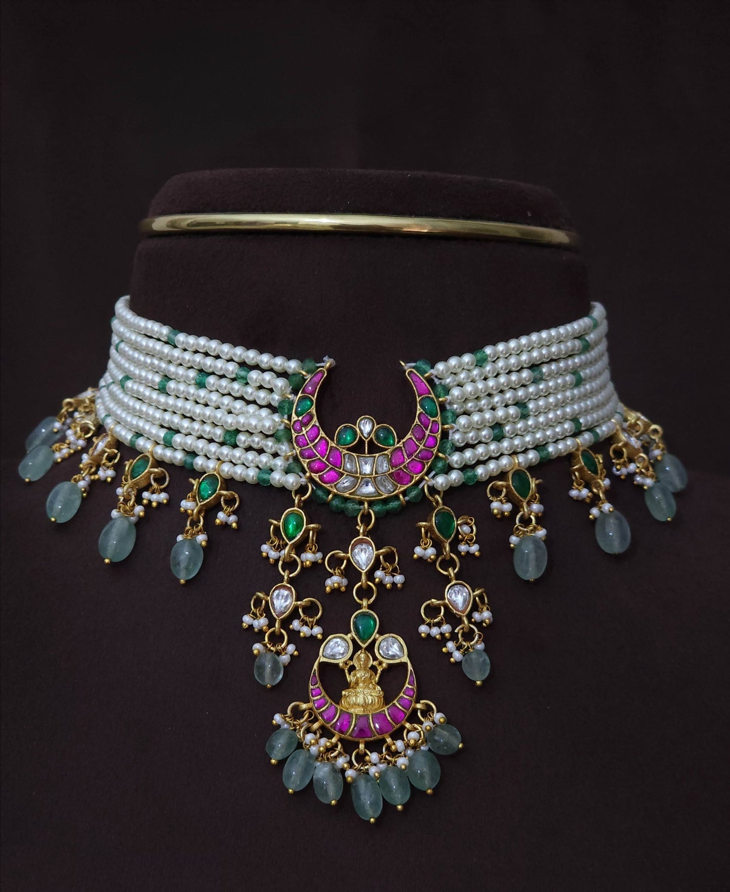 Jaadu Kundan Stones Pendent With Pearls Choker - Nakshatra Jewels