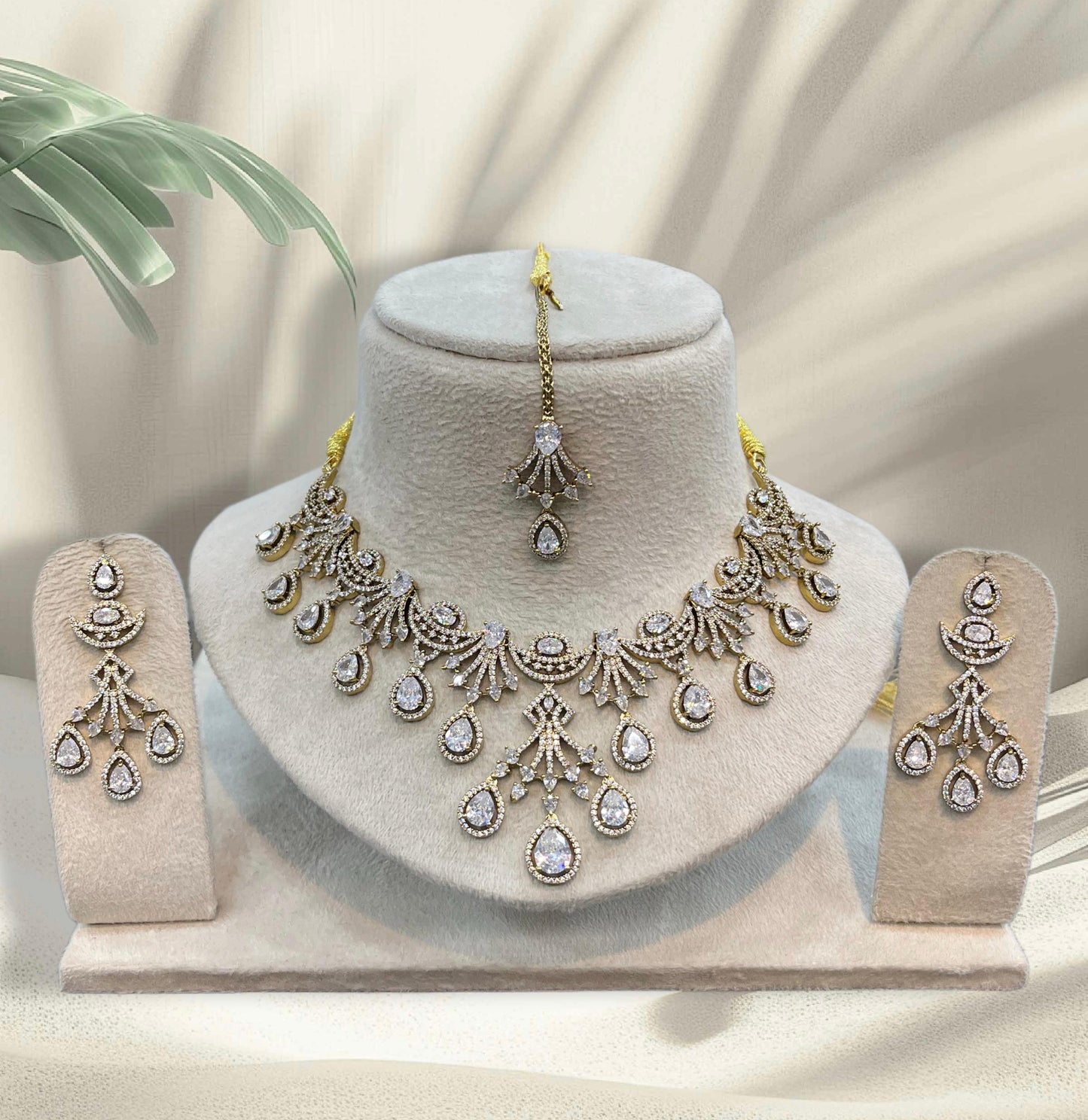 Victorian Polish AD Stones Necklace