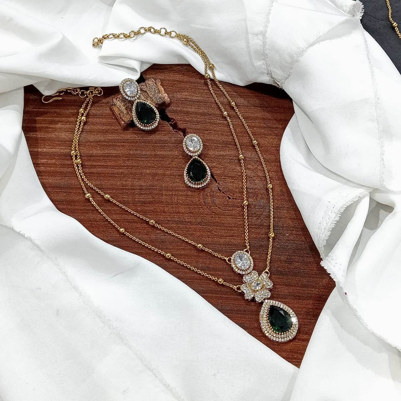 Victorian Polish AD Stones Necklace - Nakshatra Jewels