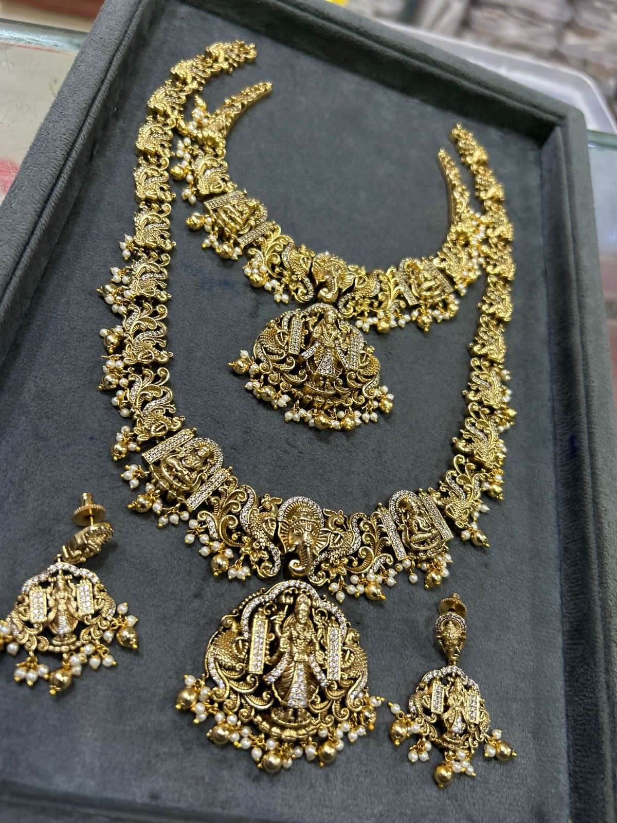 Nakshi work with AD Stones Bridal Combo