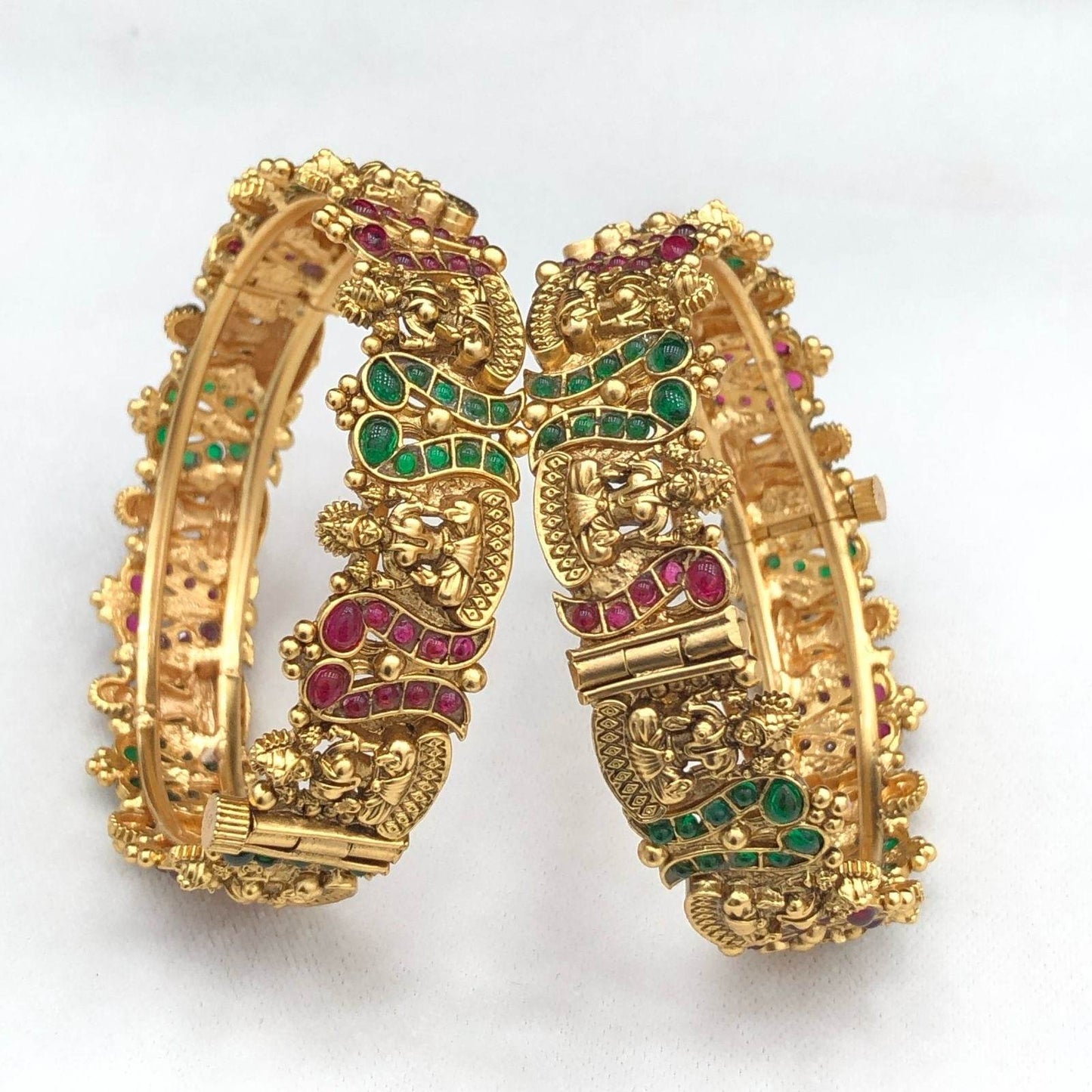 Premium Matt with Kempu Stones Bangles - Nakshatra Jewels