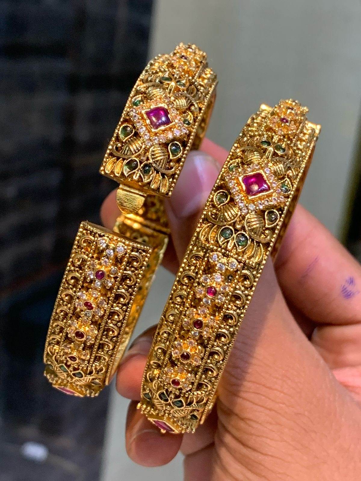 Premium Matt with Kempu Stone Openable Bangles - Nakshatra Jewels