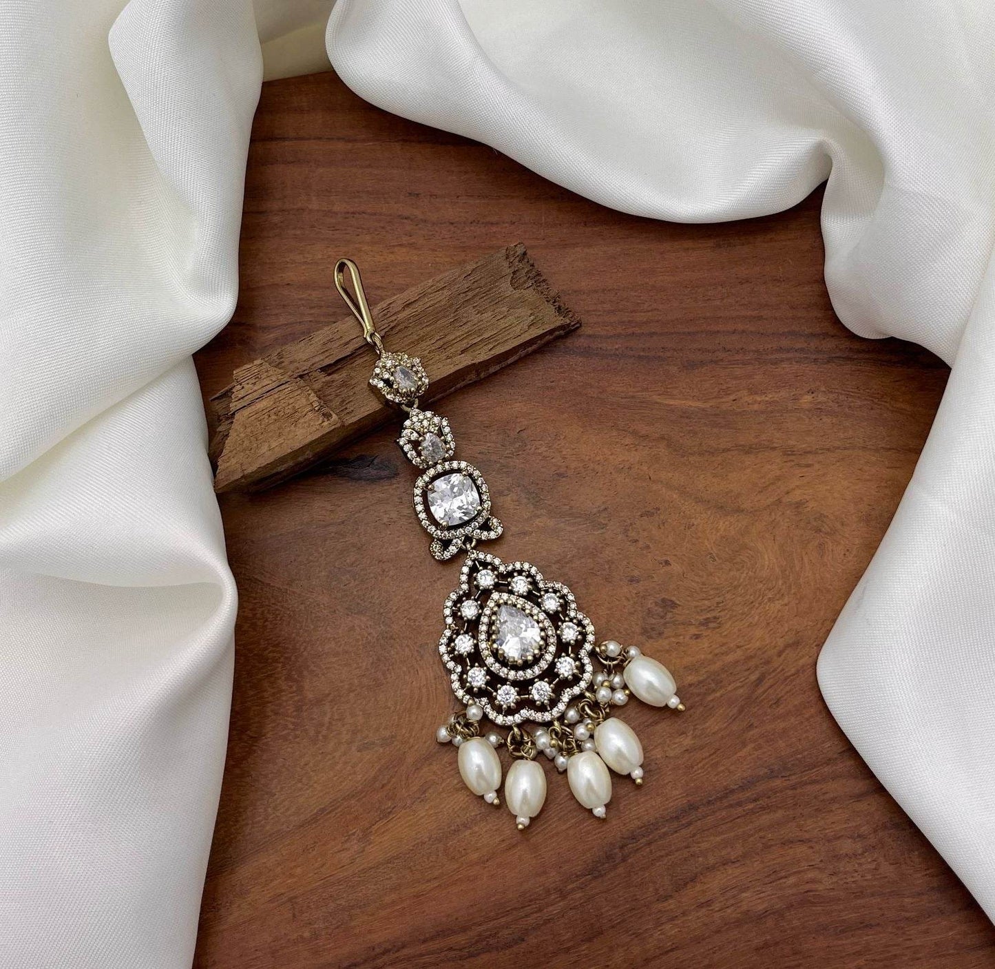 Victorian Polish AD Stones Tikka - Nakshatra Jewels