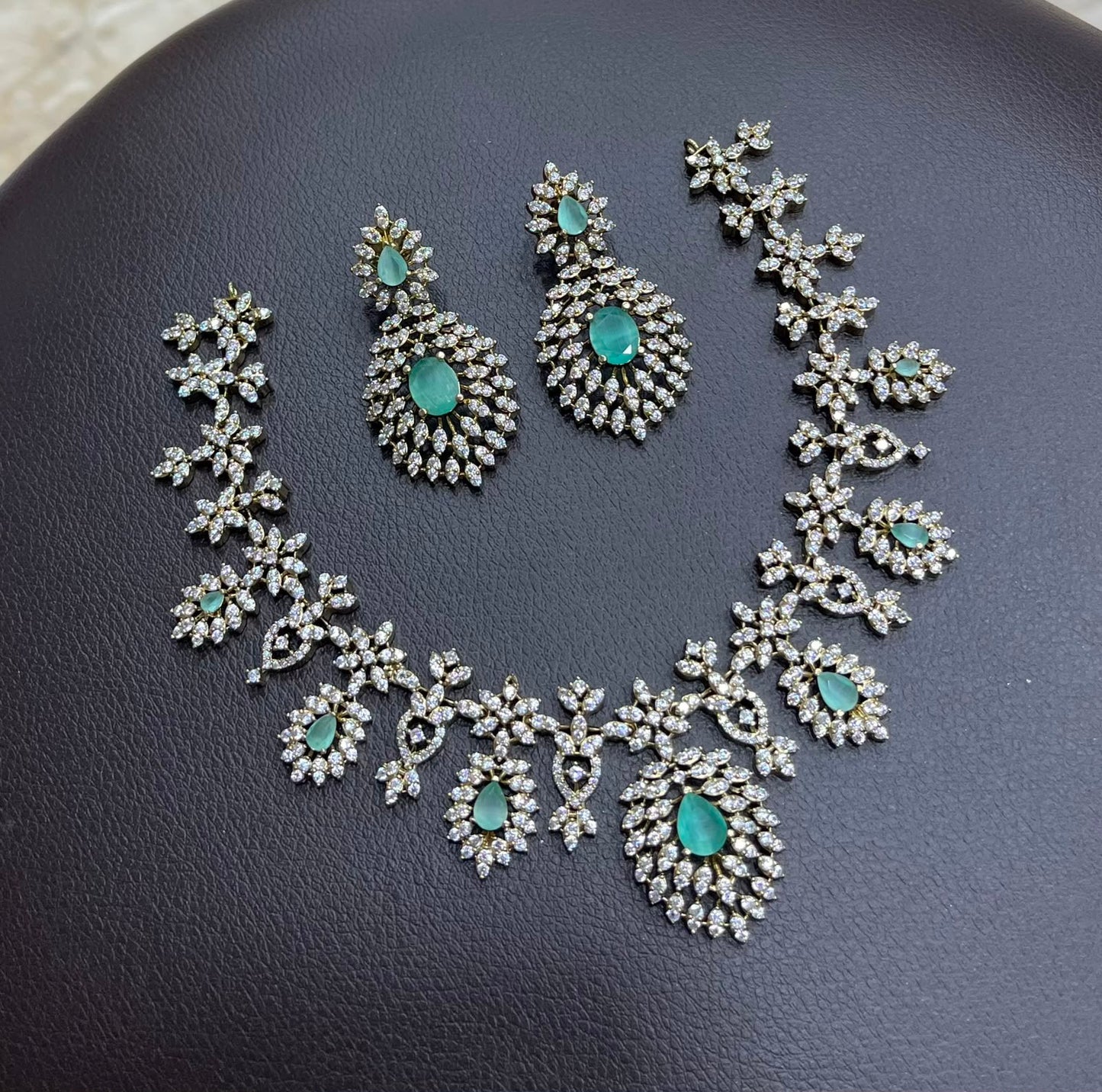 AD Stones Necklace (Silver Polish)