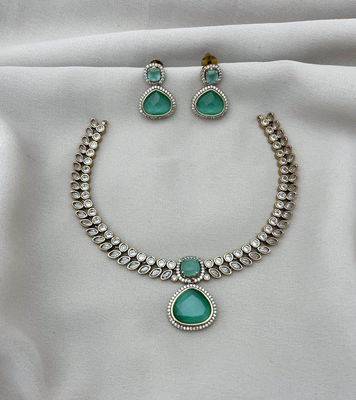 Victorian Polish AD Stones Necklace - Nakshatra Jewels