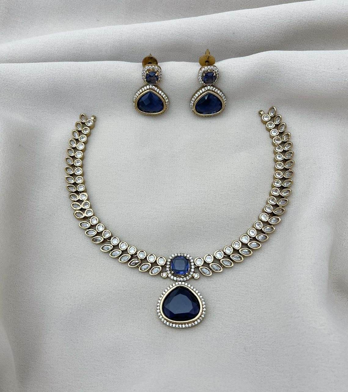 Victorian Polish AD Stones Necklace - Nakshatra Jewels