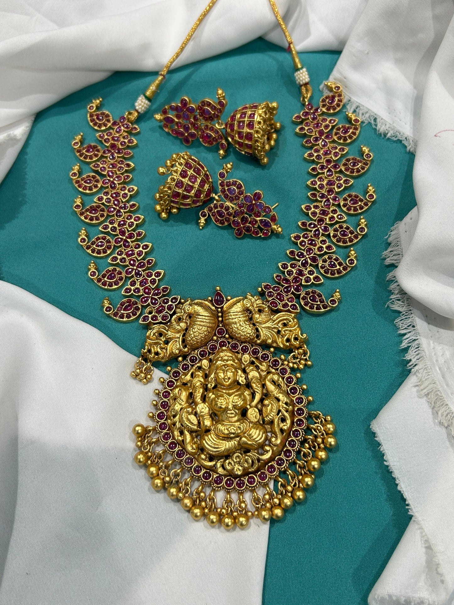 Nakshi Work with Kempu Stones Bridal Necklace