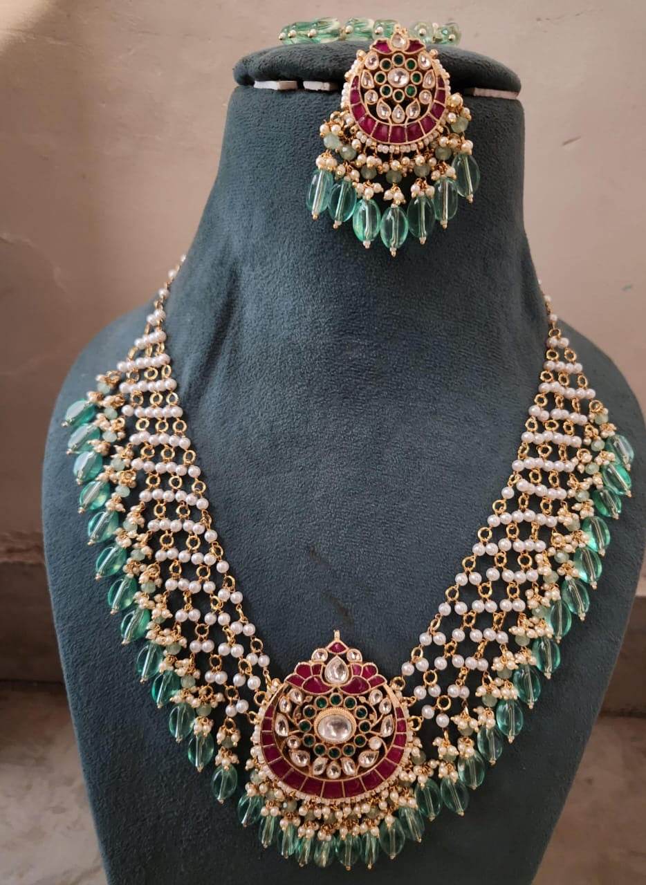 Pachi Kundan Stones Bridal Neck Set - Nakshatra Jewels