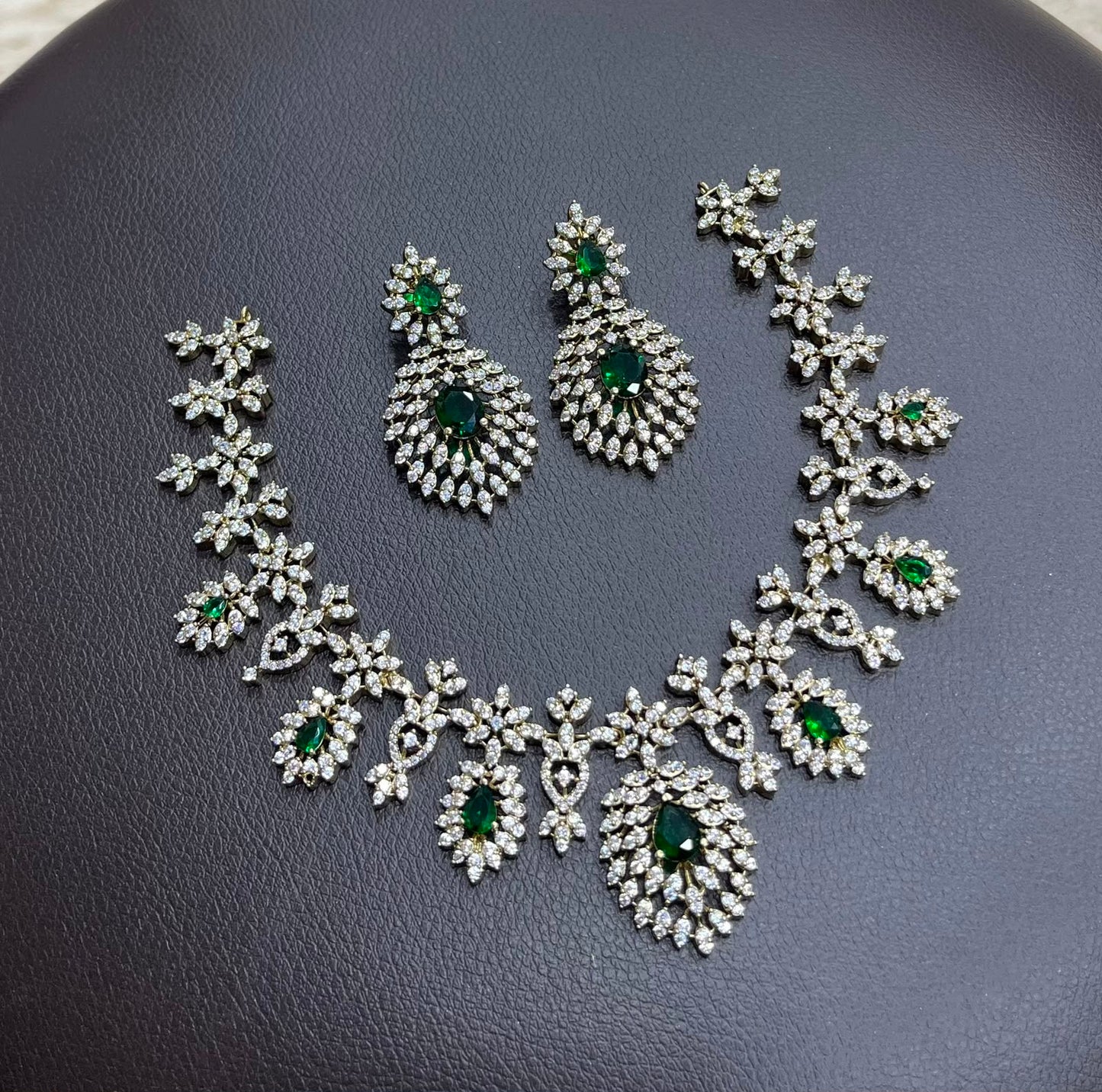 AD Stones Necklace (Silver Polish)