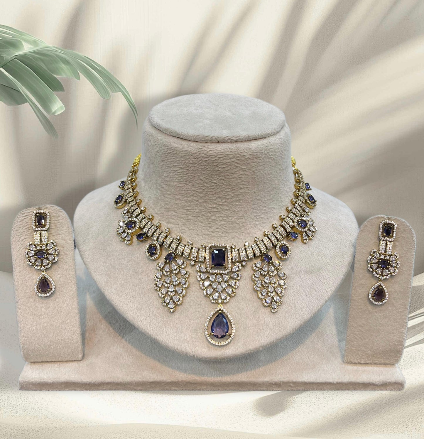 Victorian Polish AD Stones Necklace