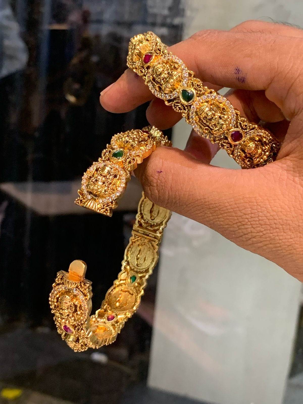 Premium Matt with Kempu Stone Openable Bangles - Nakshatra Jewels