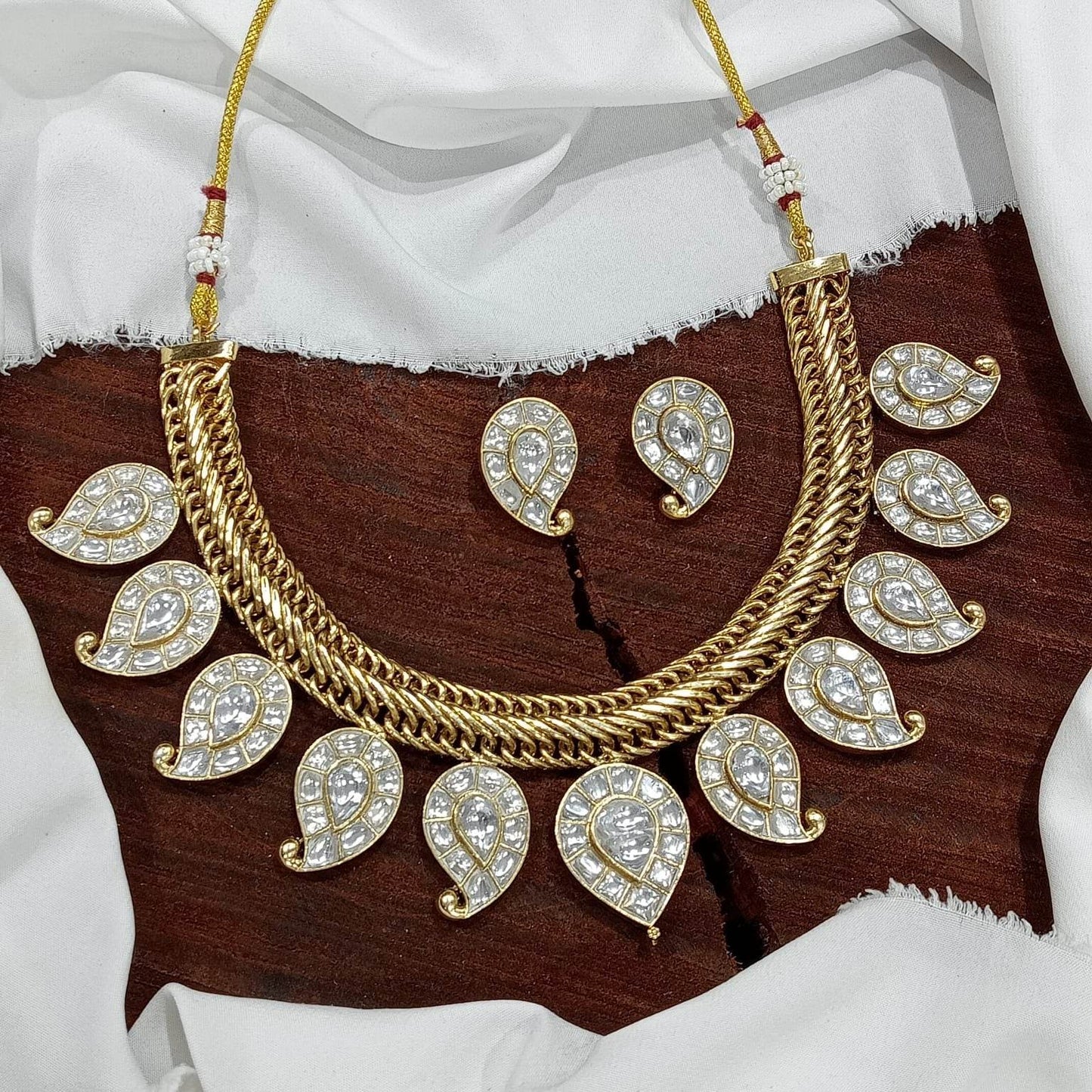 Jadau Kundan Stones Bridal Necklace - Nakshatra Jewels