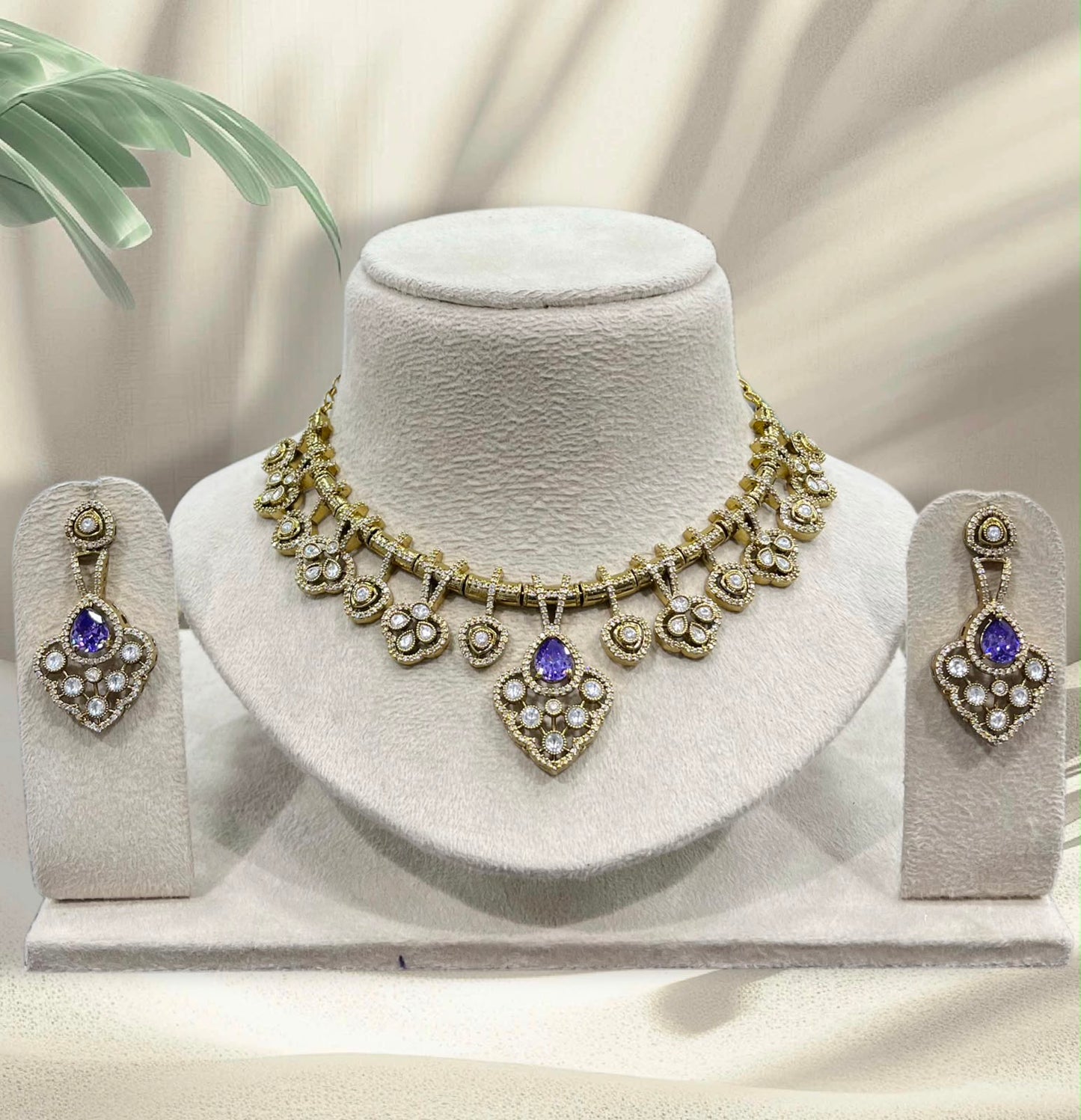 Victorian Polish AD Stones Necklace