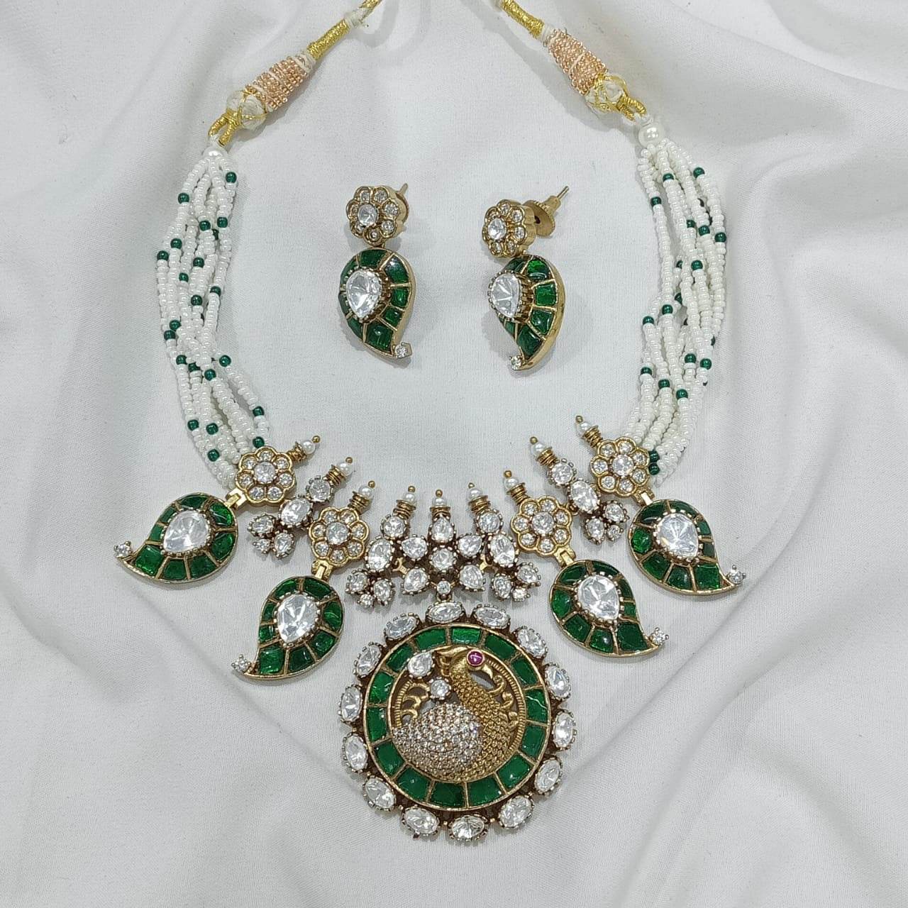 Kundan & Moissanite Stones Bridal Neck Set - Nakshatra Jewels