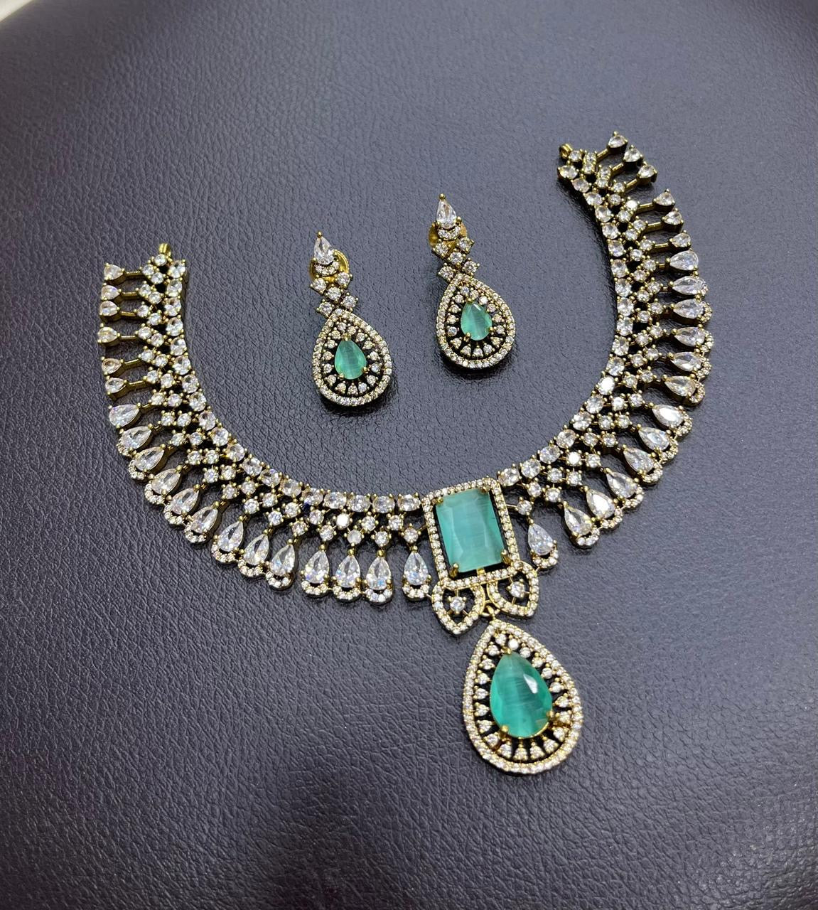 Victorian Polish AD Stones Necklace