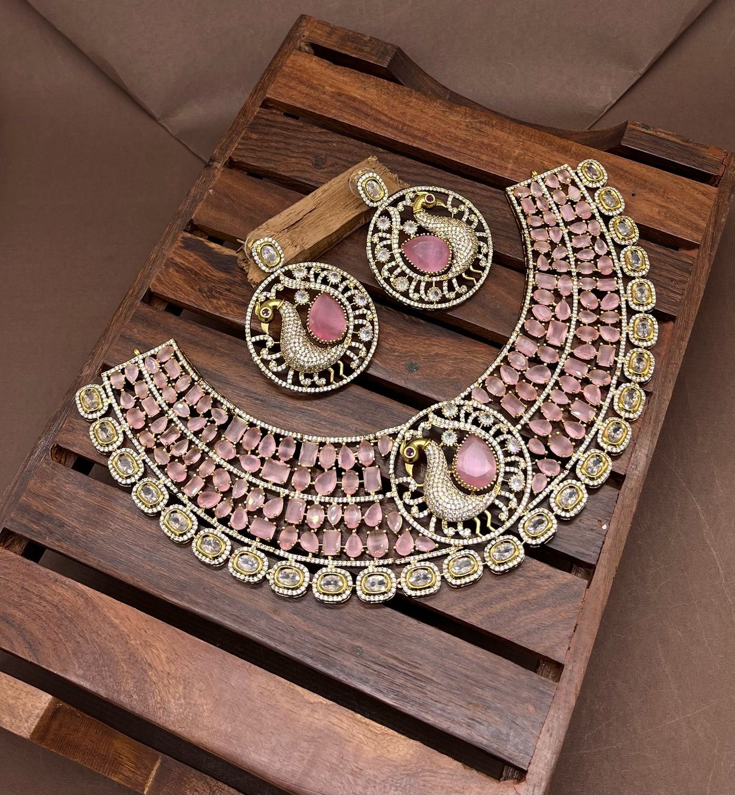 Victorian Polish with AD Stones Neck set