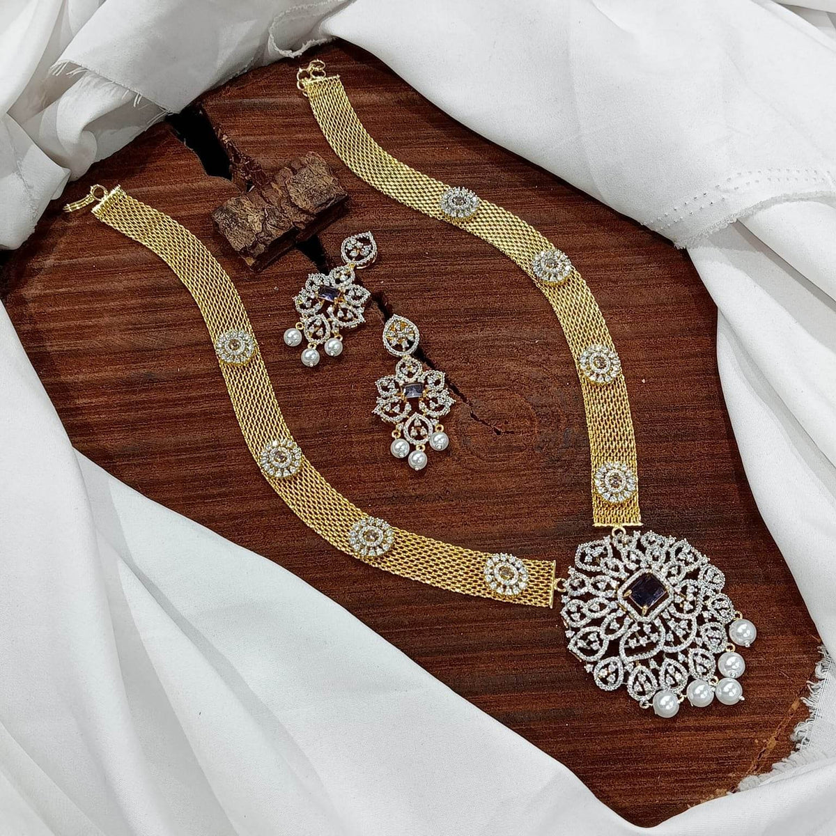 American Diamond Stones Pendent Haram