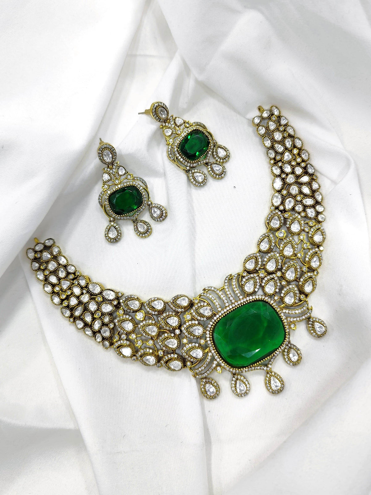 Victorian Polish with Mossianite Stones Bridal Neck Set