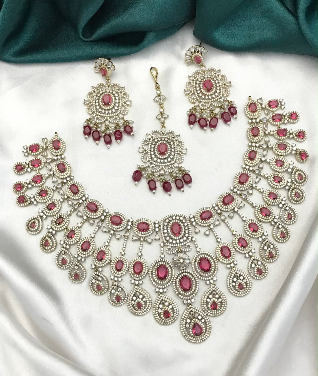 Victorian Polish with AD Stones Bridal Neck Set