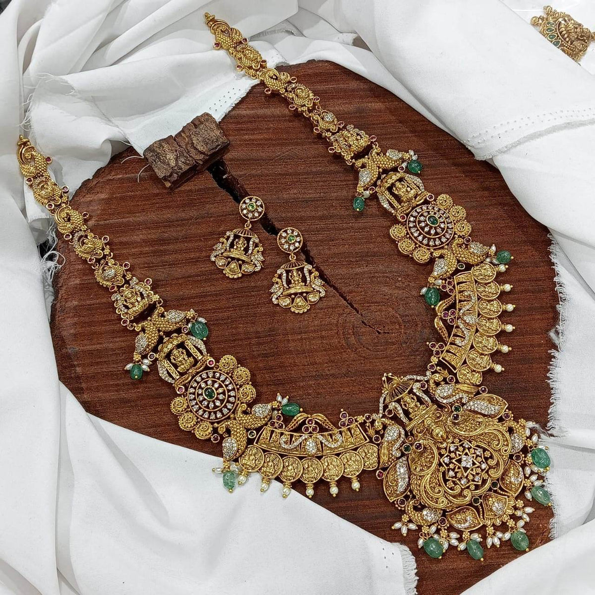 Nagasi Work with Kempu Stones Bridal Haram