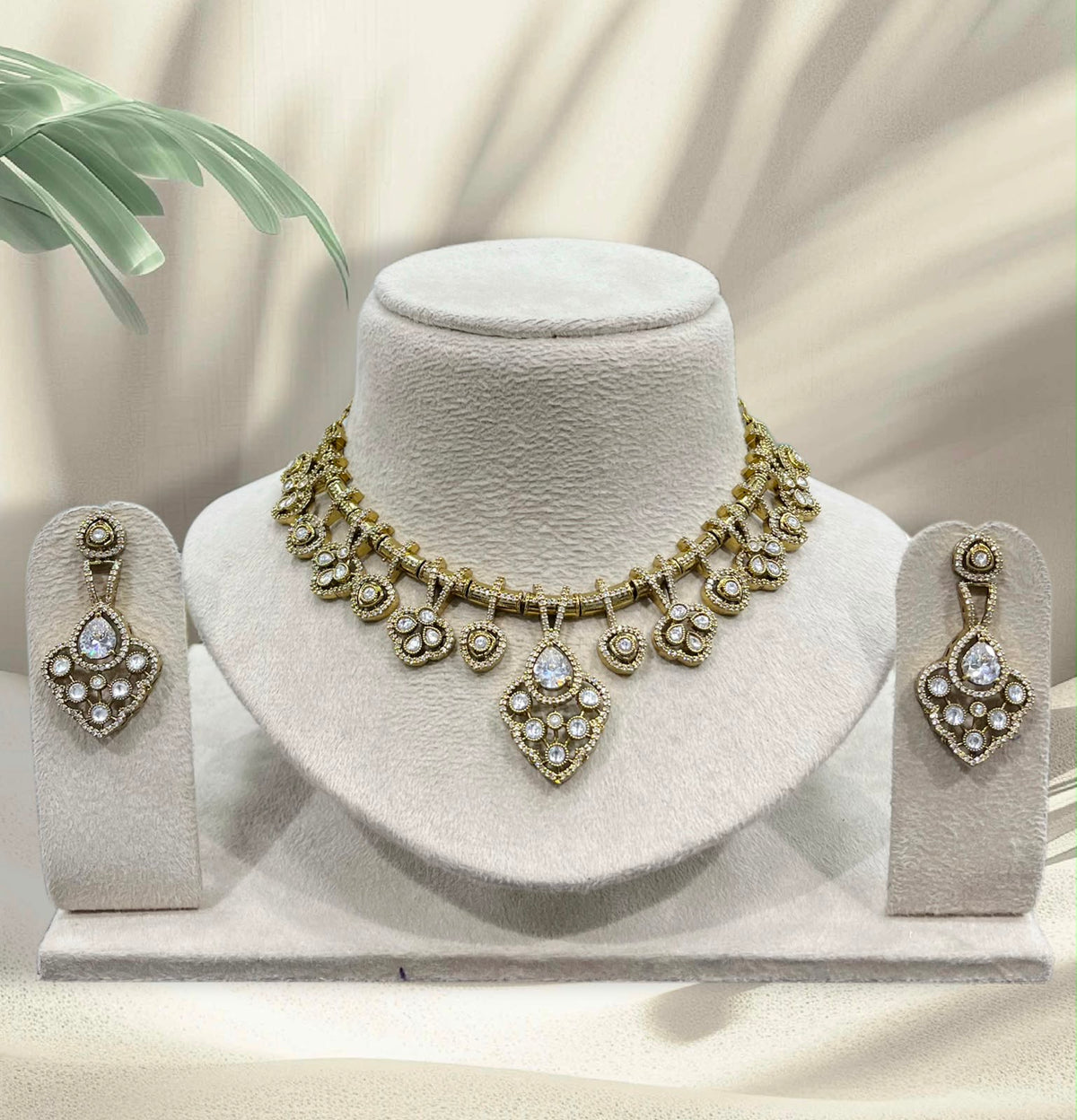 Victorian Polish AD Stones Necklace