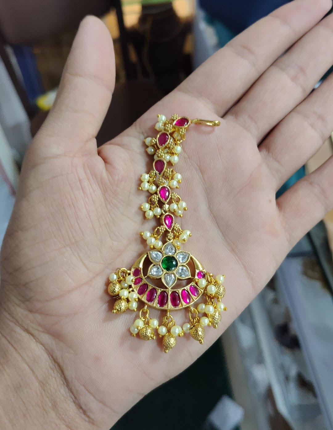 Jadau Kundan Stones Tikka