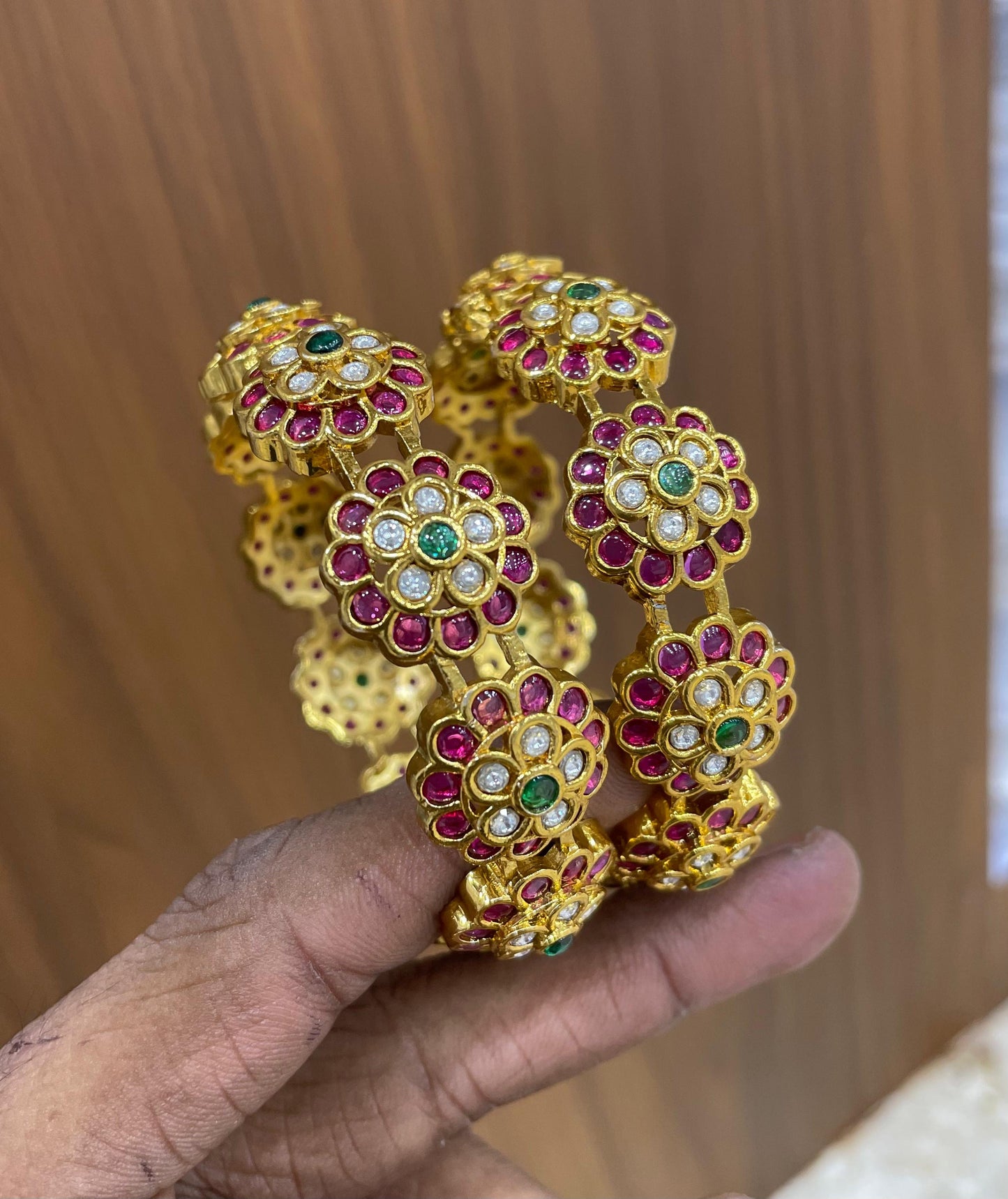 Premium Matt with Kempu Stone Bangles