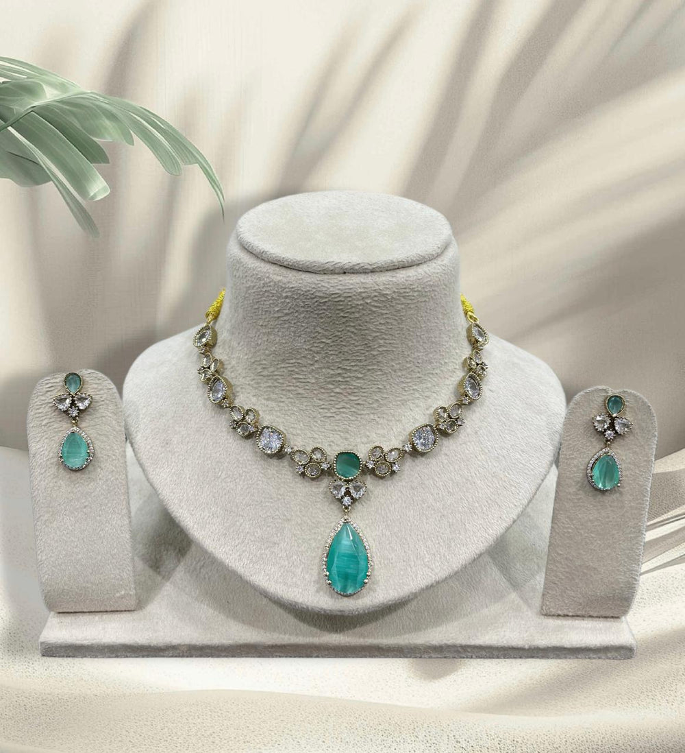 AD Stones Neckset