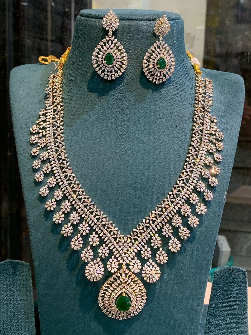 American Diamond Stones Haram