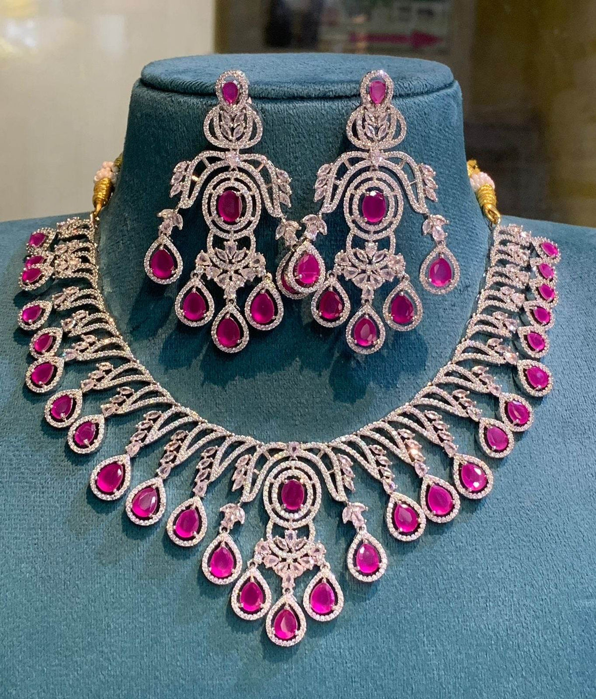 AD Stones Necklace (Silver Polish)