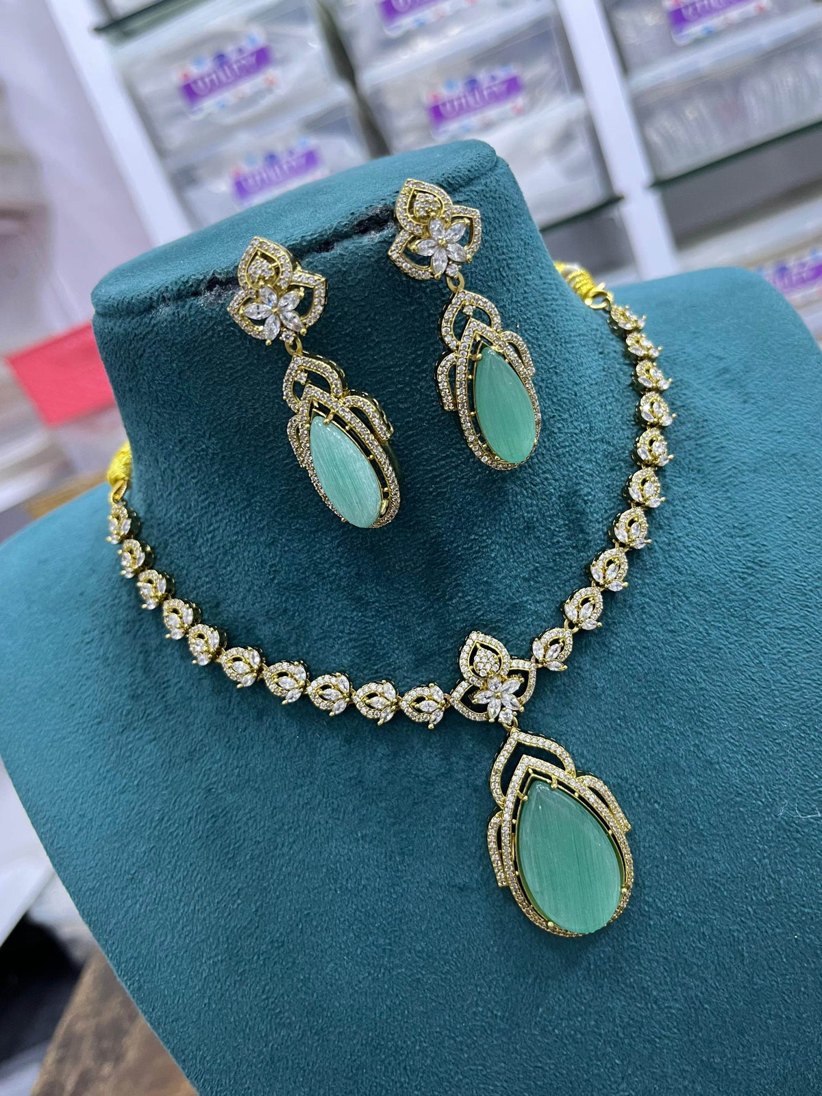 Victorian Polish AD Stones Necklace