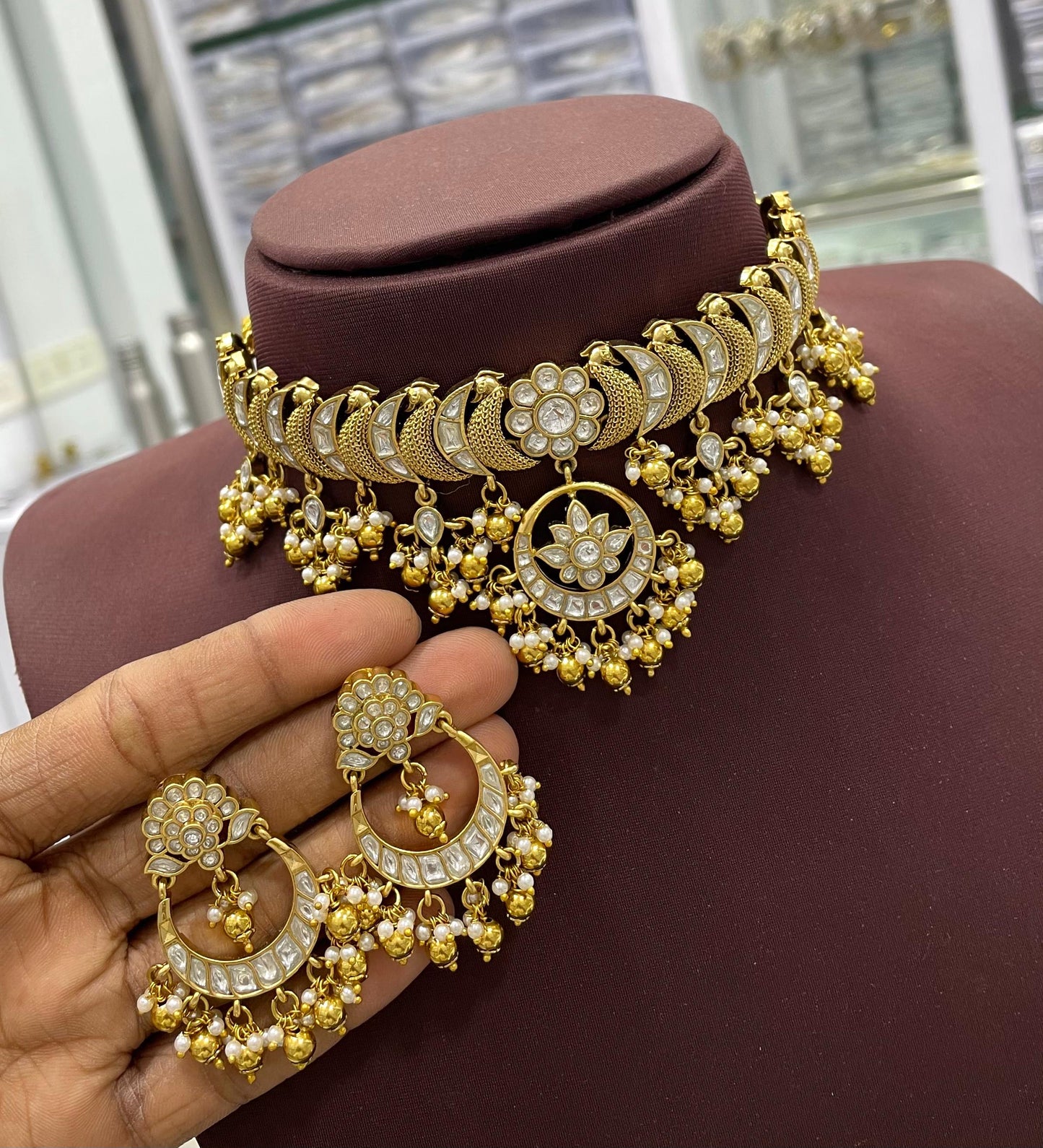 Nakshi work with Kundan Stones Choker