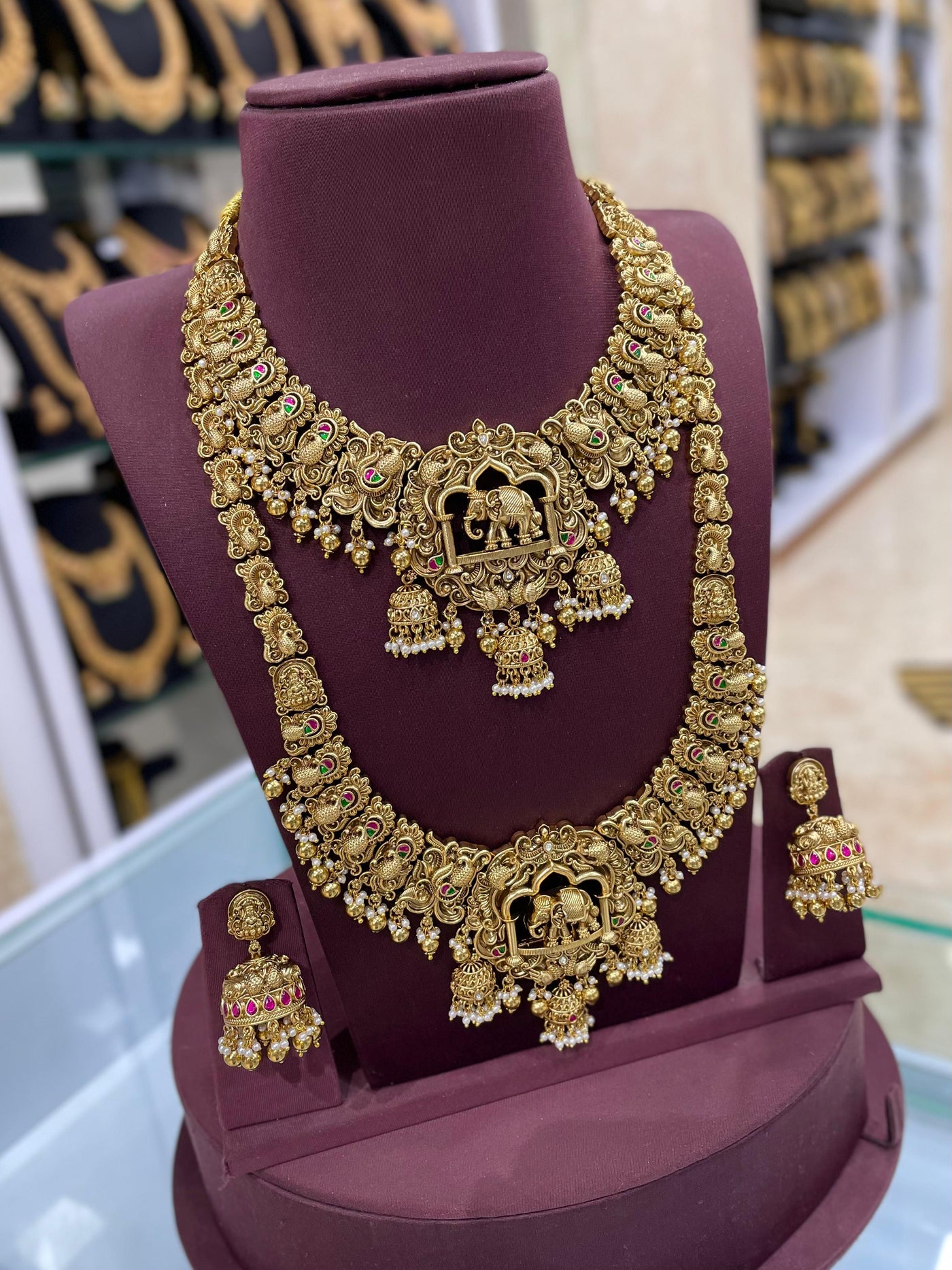 Nakshi Work with Kundan Stones Bridal Set