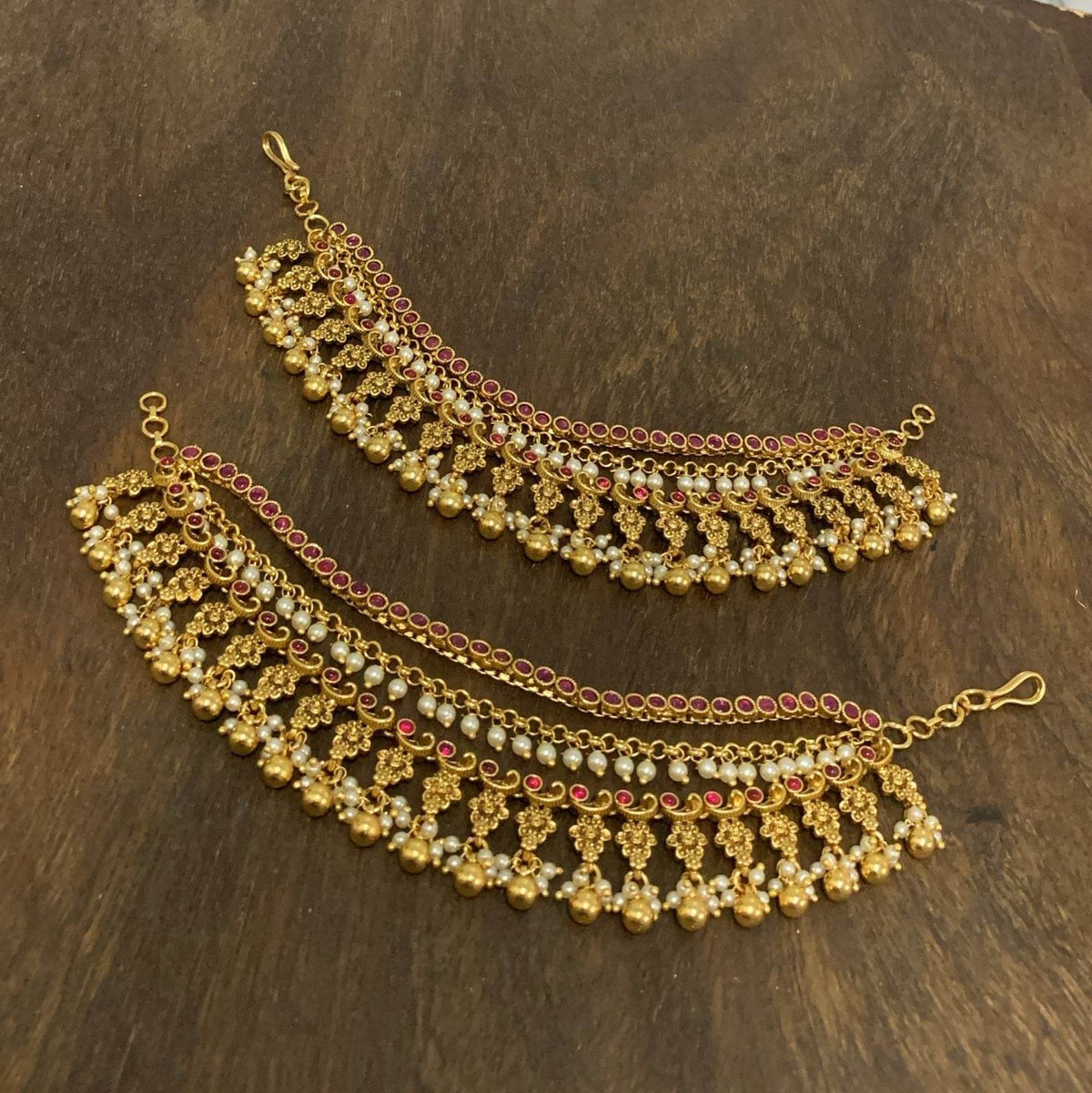 Premium Matt with Kempu Stones Ear Chains