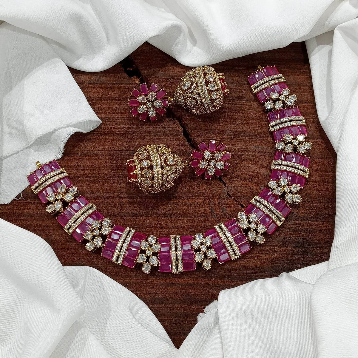 Victorian Polish with AD Stones Necklace