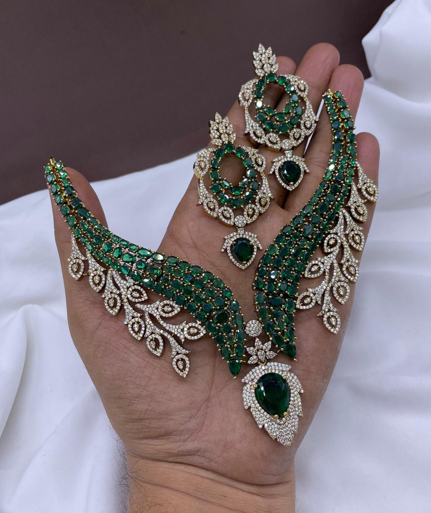 Victorian Polish AD Stones Bridal Neck Set