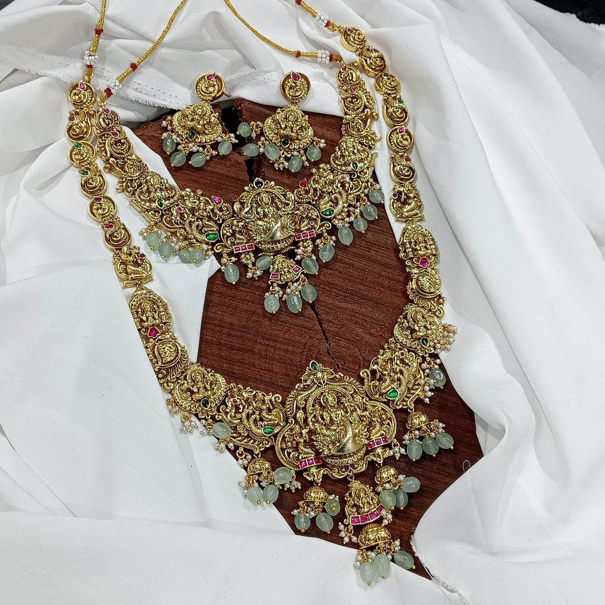 Nakshi Work with Kundan Stones Bridal Combo Set