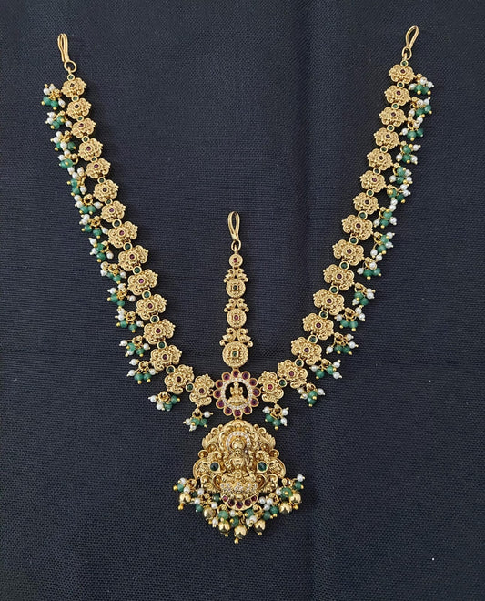 Nakshi work with Kempu Stones Head Set