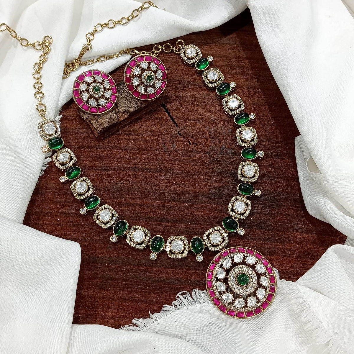 Victorian Polish with Moissanite Stones Bridal Necklace