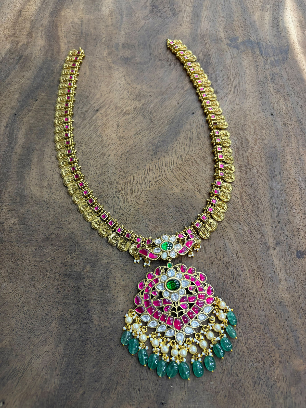 Nakshi Work Kasu Haram with Kundan Stone Pendent