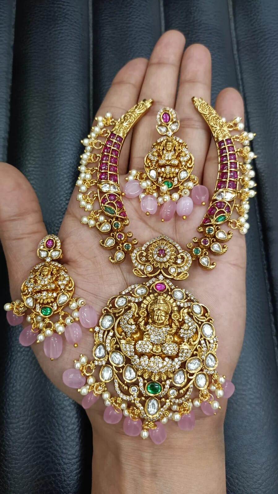 Premium Matt with Kempu Stones Kante Necklace