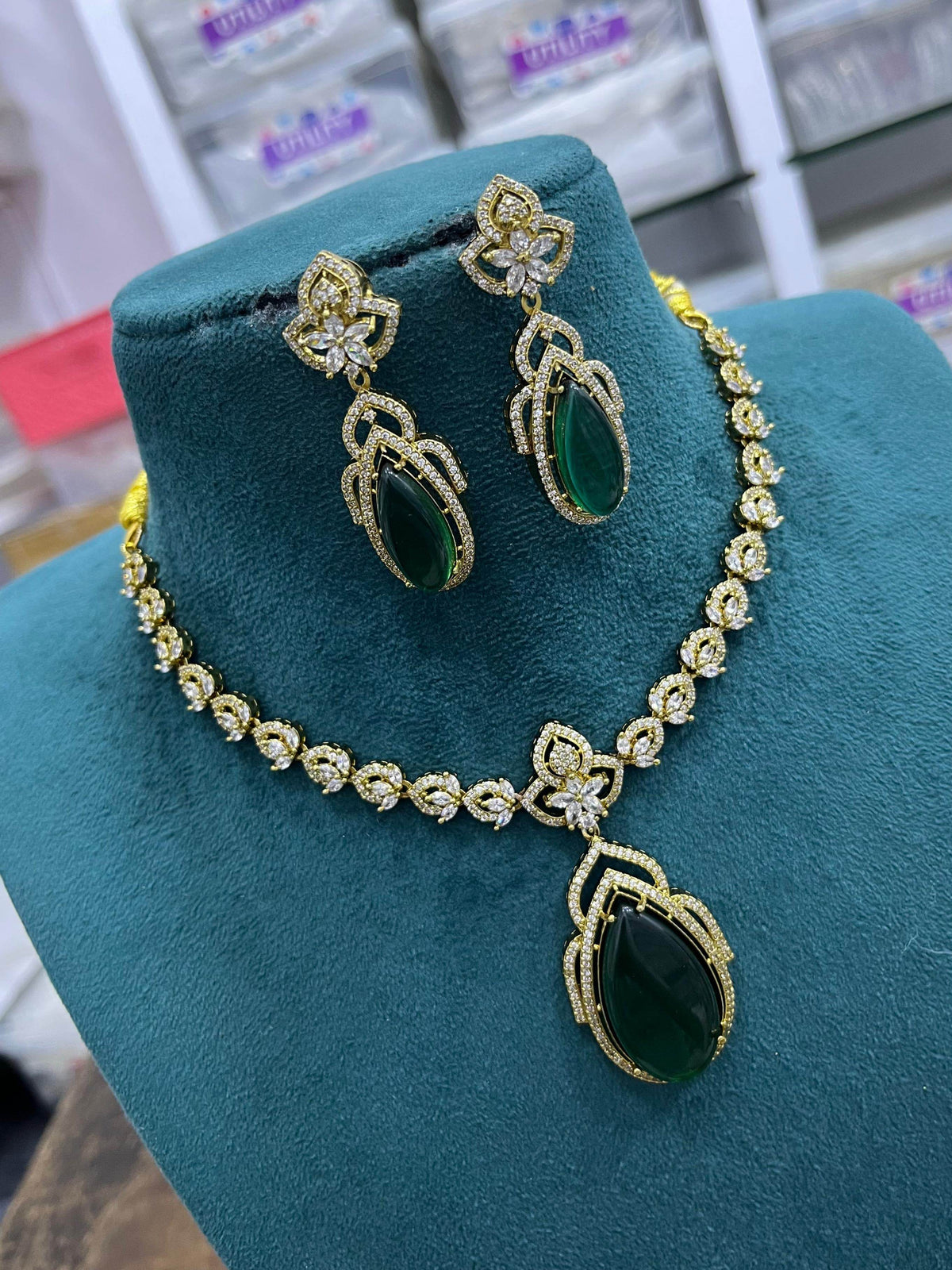 Victorian Polish AD Stones Necklace