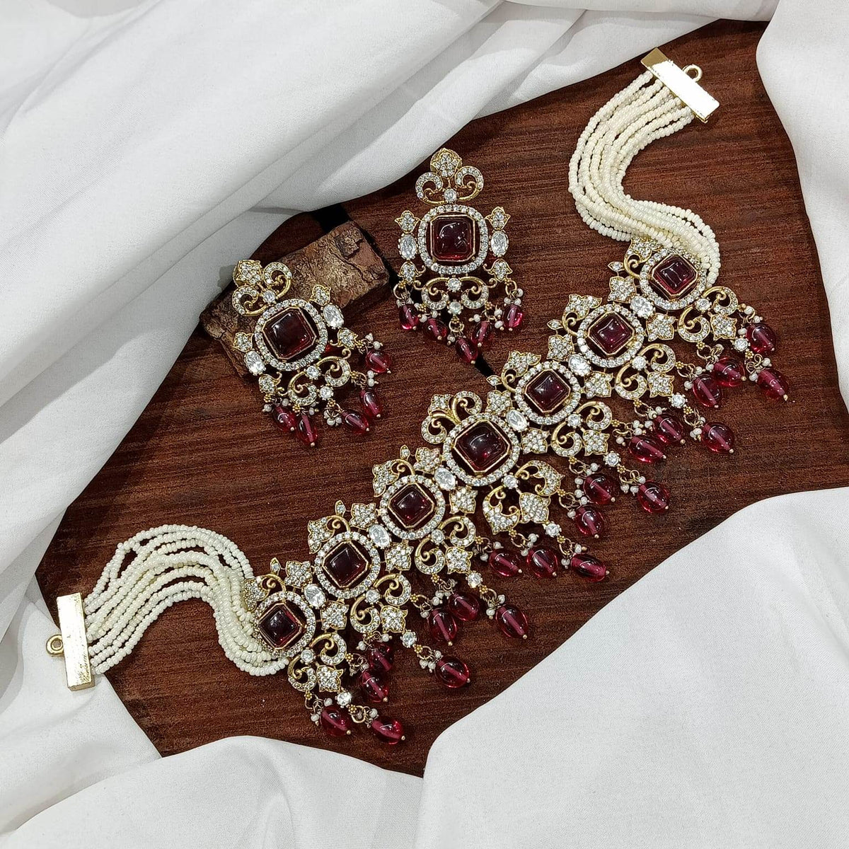 Victorian Polish with Moissanite Stones Choker