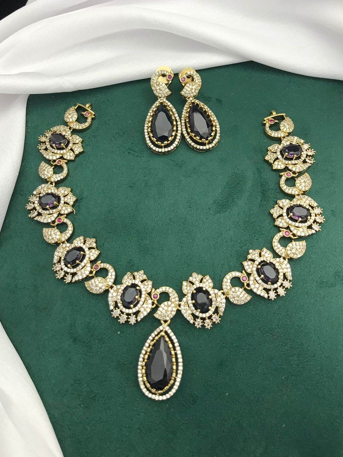 Victorian Polish AD Stones Necklace